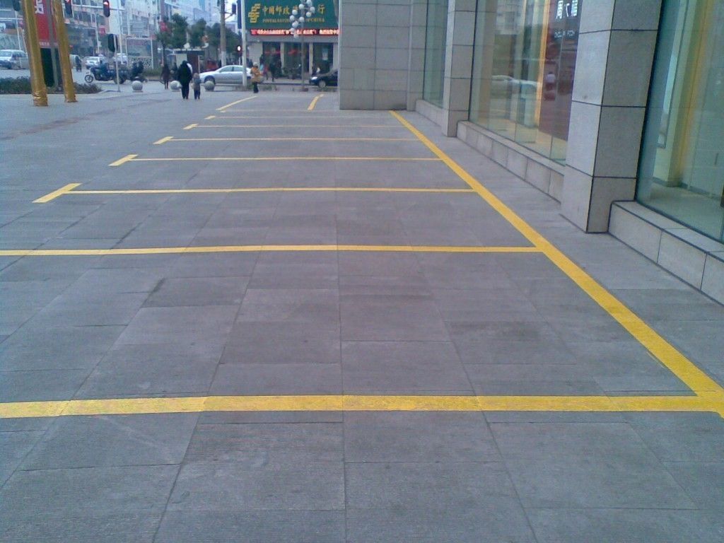 地面車位劃線